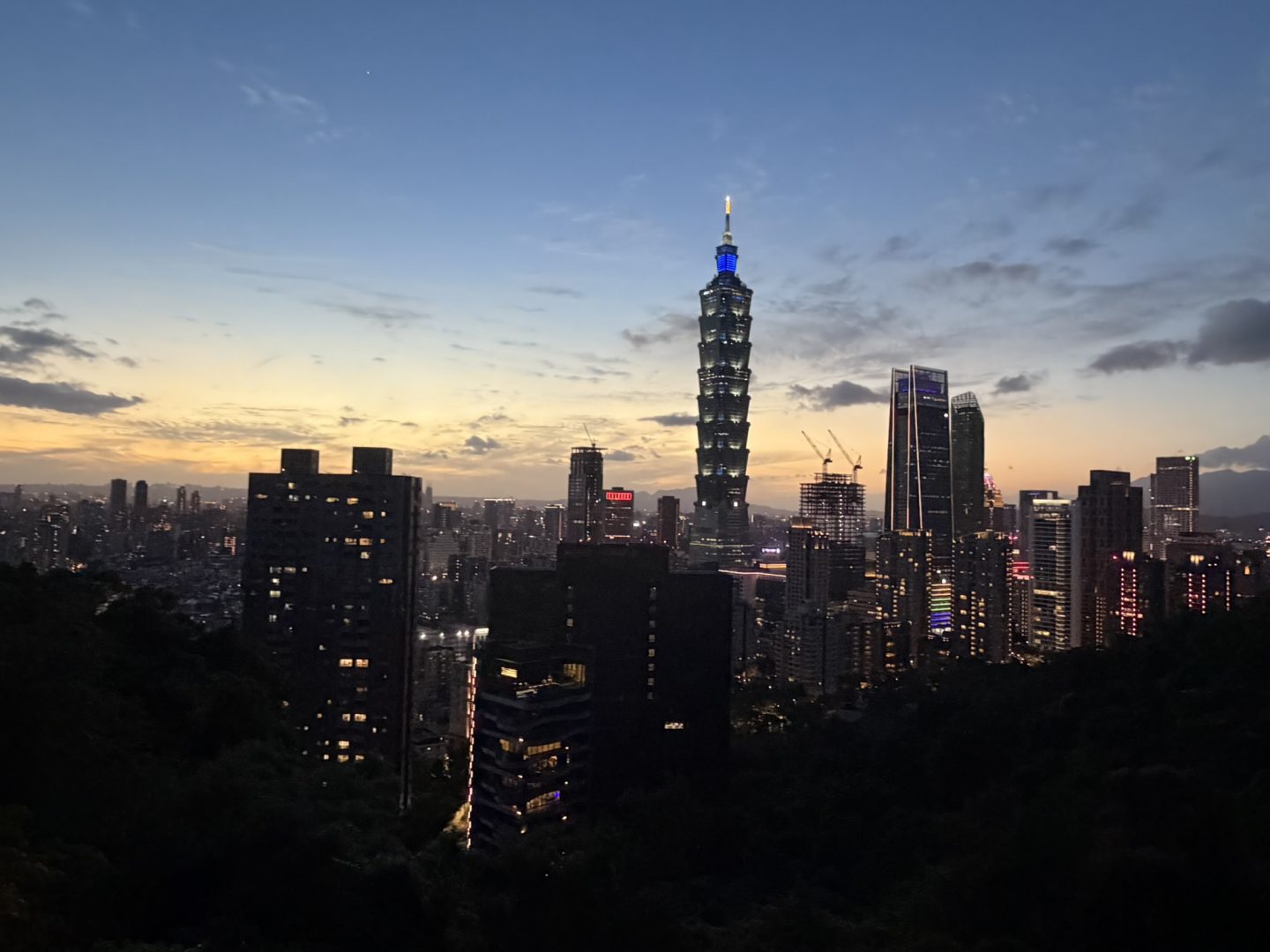 Taipei skyline with Taipei 101 at sunset