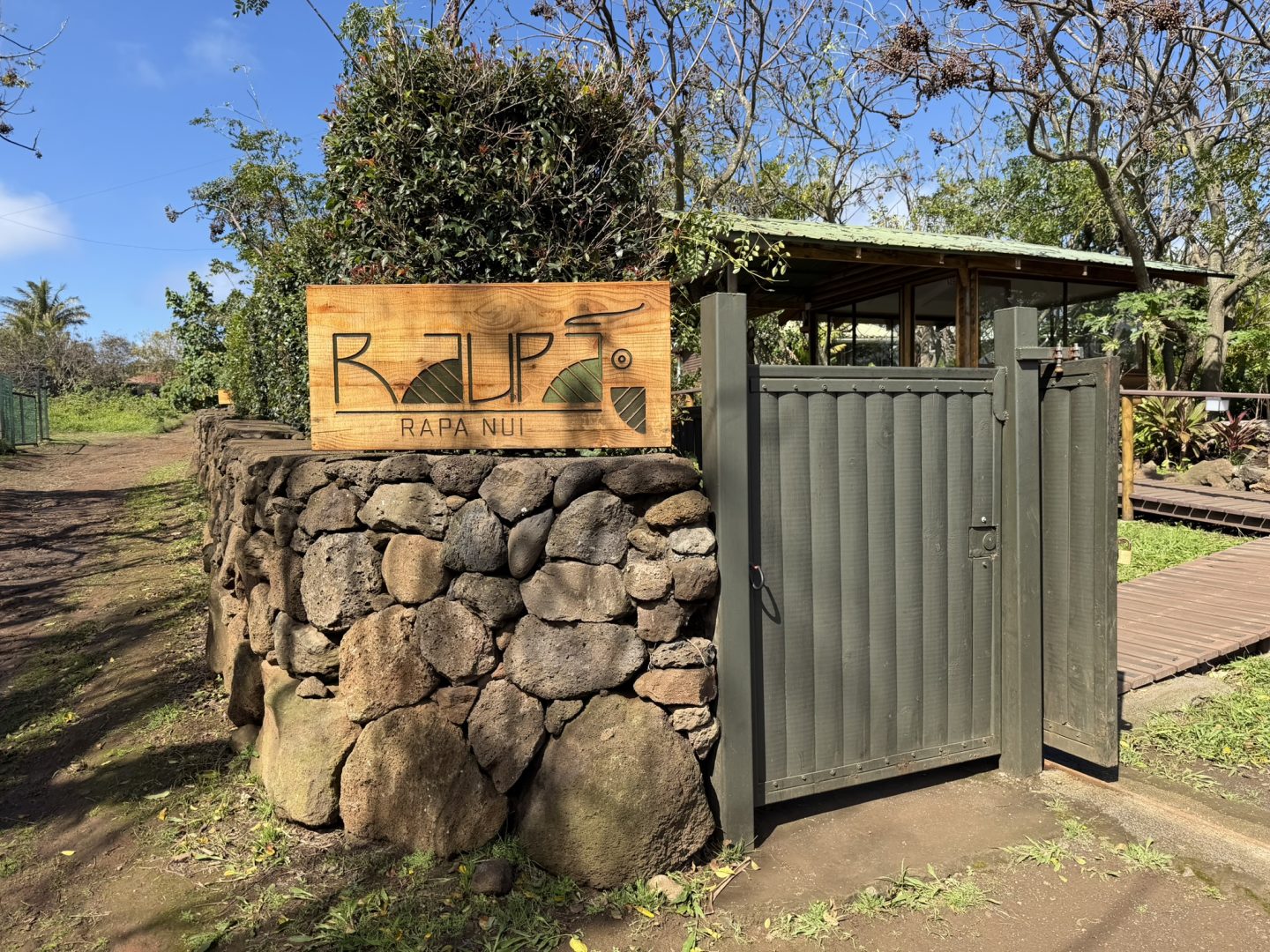 Entrance to Cabañas Raupa accommodation in Hanga Roa, Rapa Nui